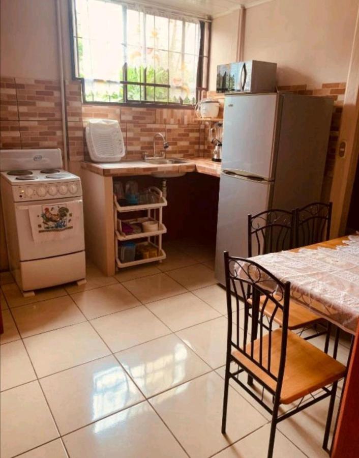 Bamboo Arenal Apartment La Fortuna Luaran gambar